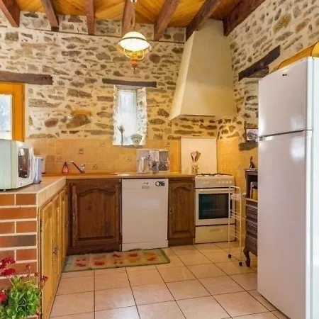 House Le Rocher 2 Ferienhaus *